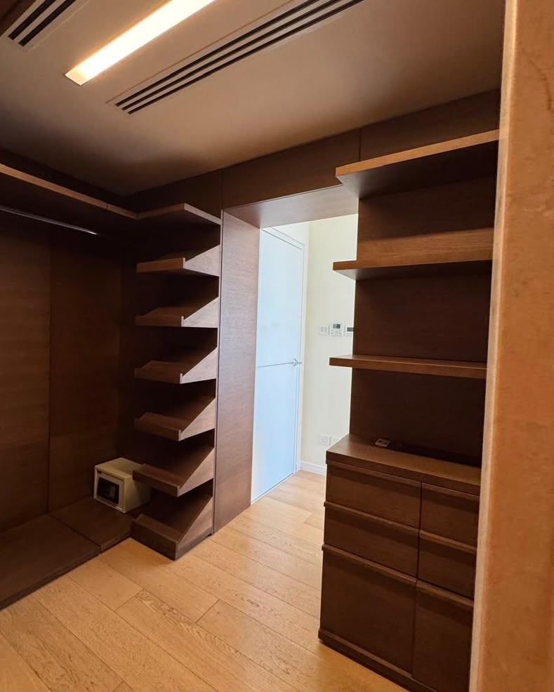 4 bedrooms Apartment in Neapolis, Limassol, Cyprus No. 62144