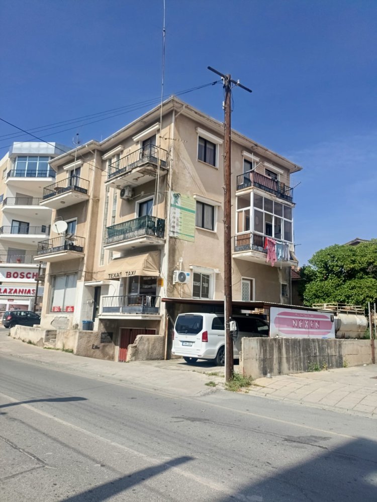 5 bedrooms Building in Limassol, Cyprus No. 62227