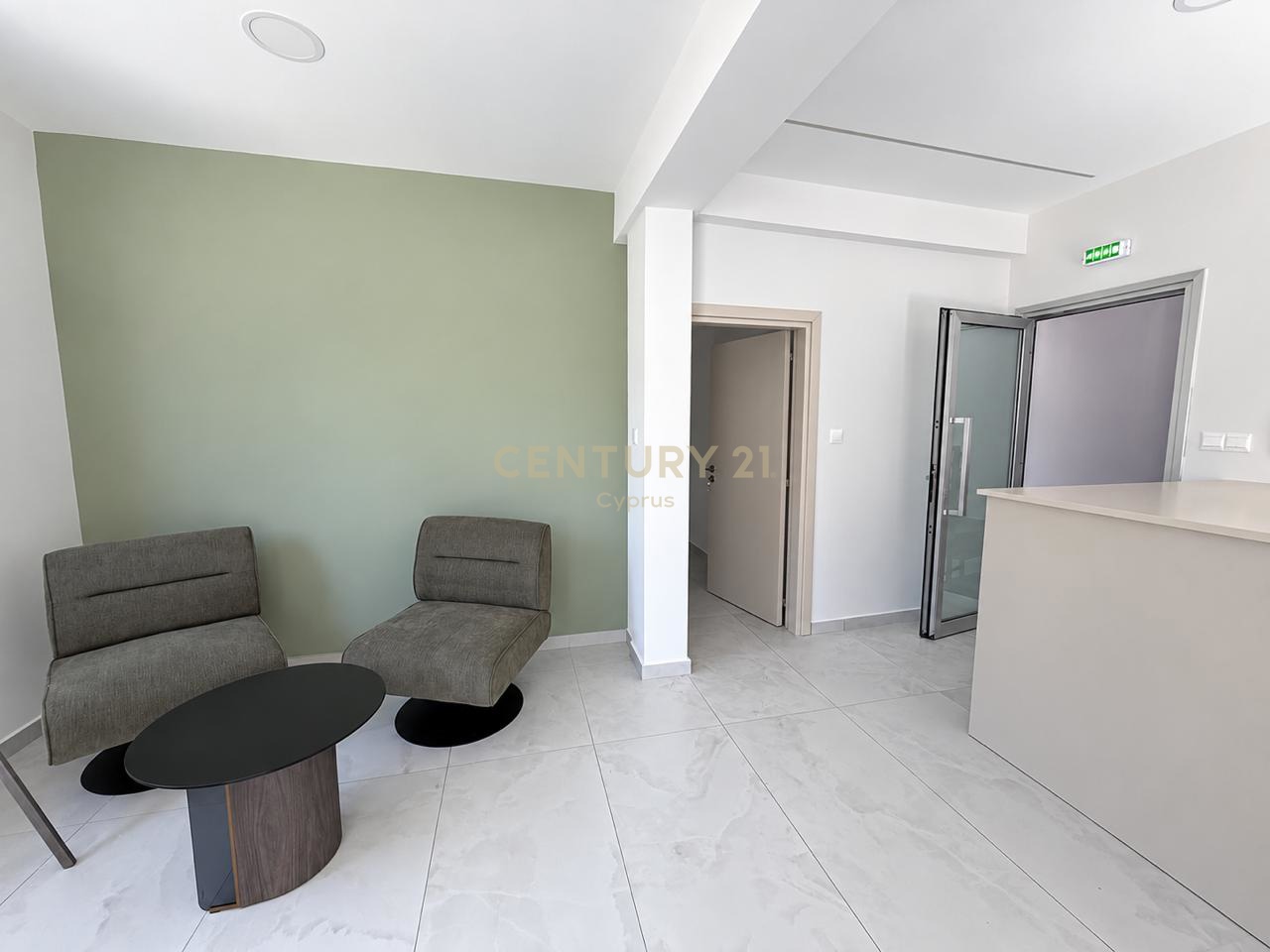 106m2 Oficina en Mesa Geitonia, Limassol, Chipre No. 58887