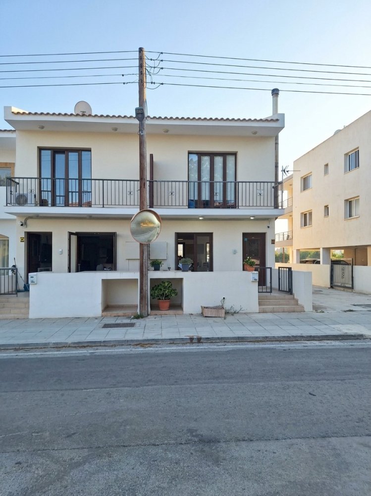 2 bedrooms Villa in Pervolia, Larnaka, Cyprus No. 62331