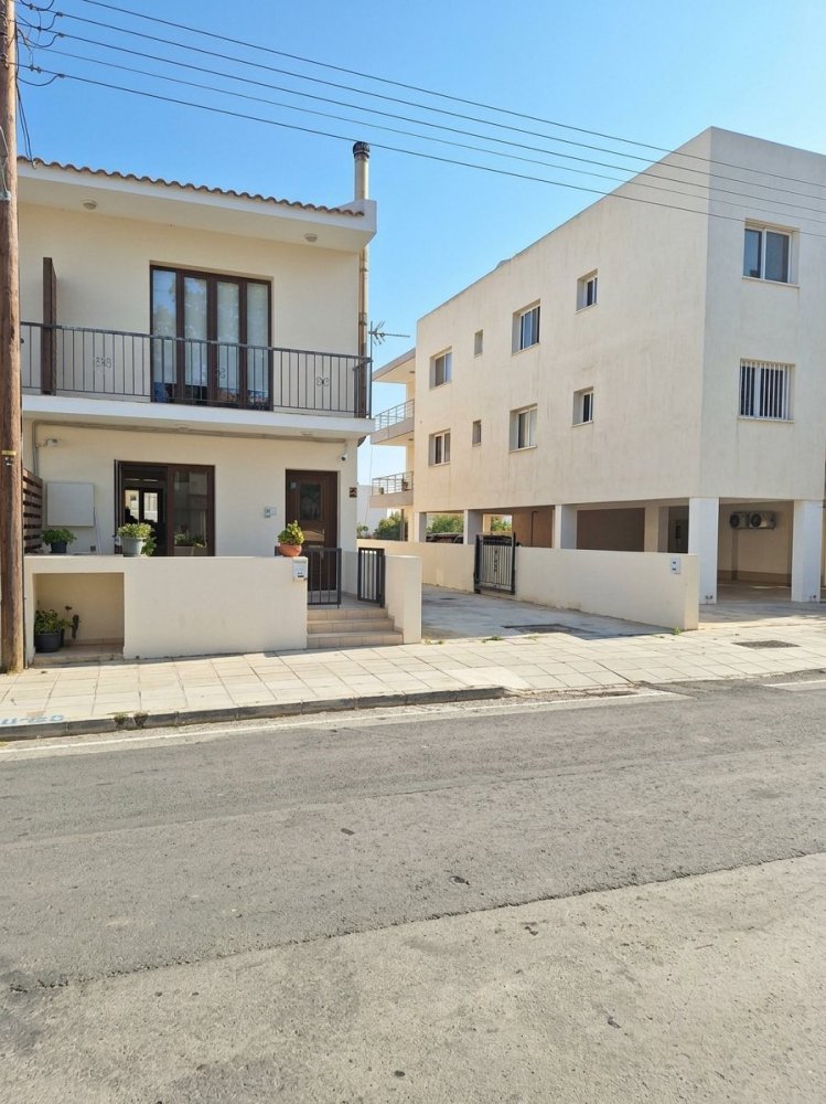 2 bedrooms Villa in Pervolia, Larnaka, Cyprus No. 62331