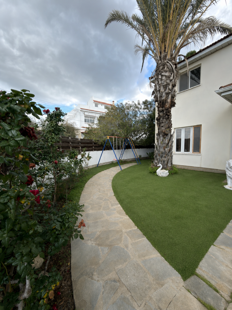 4 dormitorios Villa en Ayios Dhometios, Nicosia, Chipre No. 61443