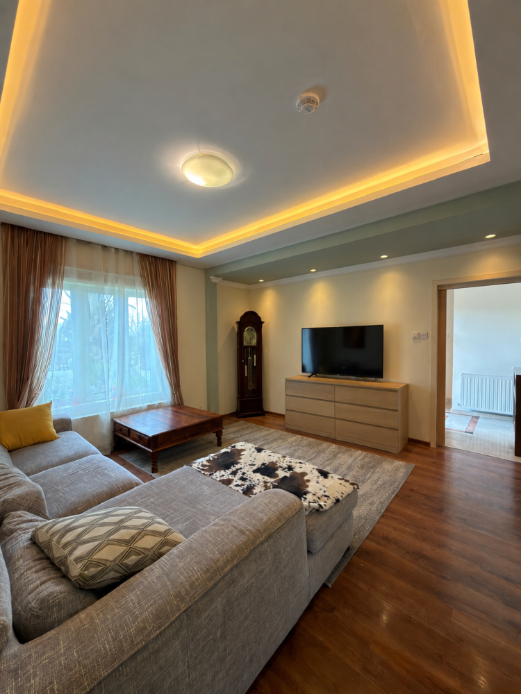 4 dormitorios Villa en Ayios Dhometios, Nicosia, Chipre No. 61443