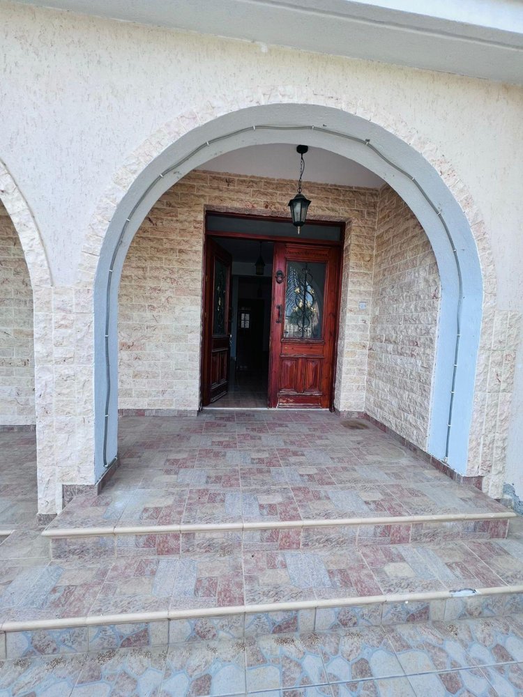 4 bedrooms Villa in Oroklini, Larnaka, Cyprus No. 62045