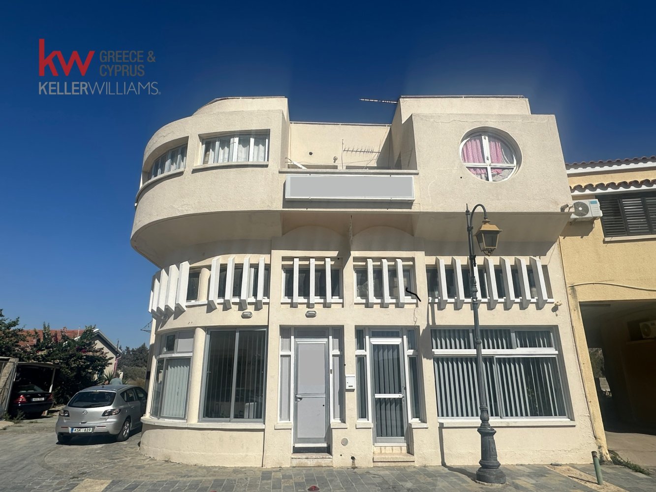 8 bedrooms Building in Pervolia, Larnaka, Cyprus No. 39789