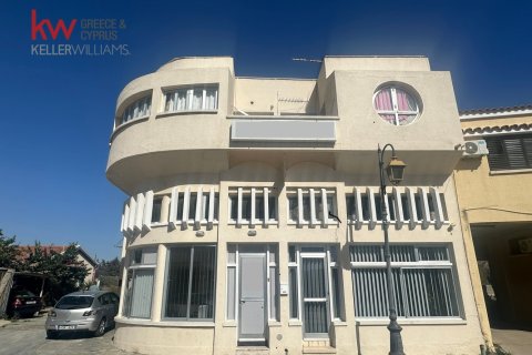 8 bedrooms Building in Pervolia, Larnaka, Cyprus No. 39789