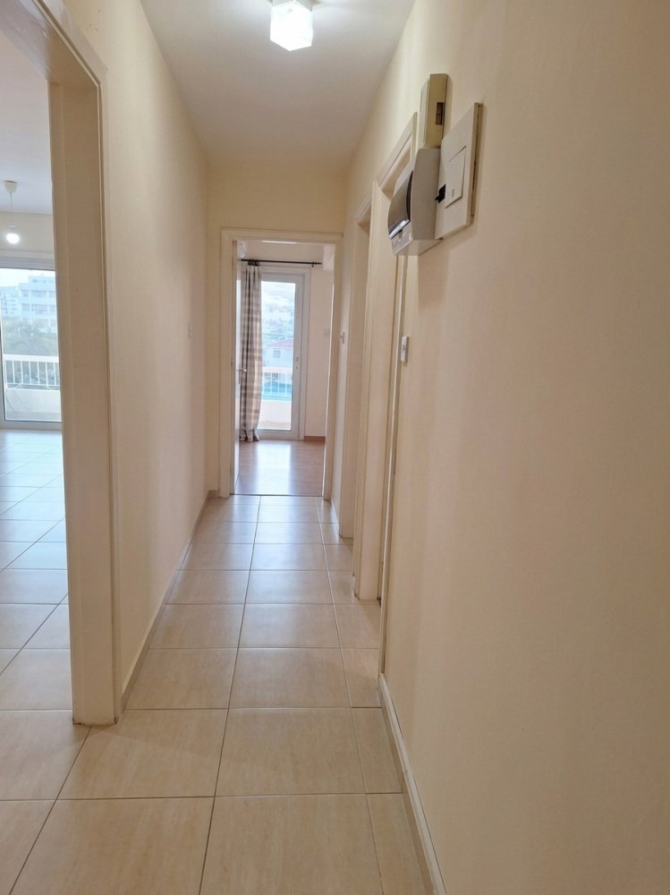 2 bedrooms Apartment in Nicosia, Cyprus No. 61618