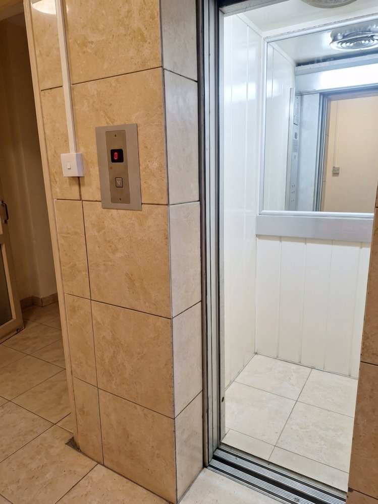 2 bedrooms Apartment in Nicosia, Cyprus No. 61618