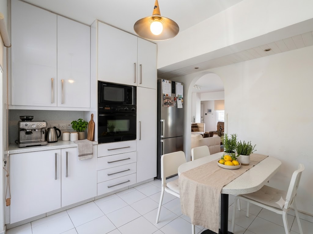 3 bedrooms Apartment in Nicosia, Cyprus No. 61656