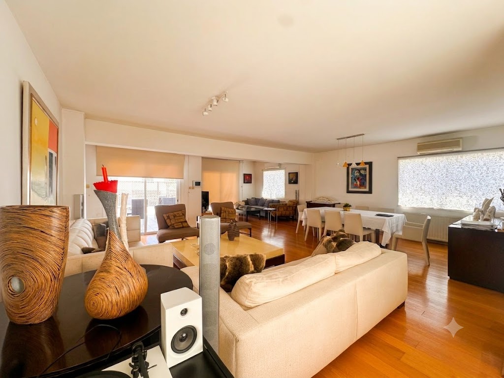 3 bedrooms Apartment in Nicosia, Cyprus No. 61656