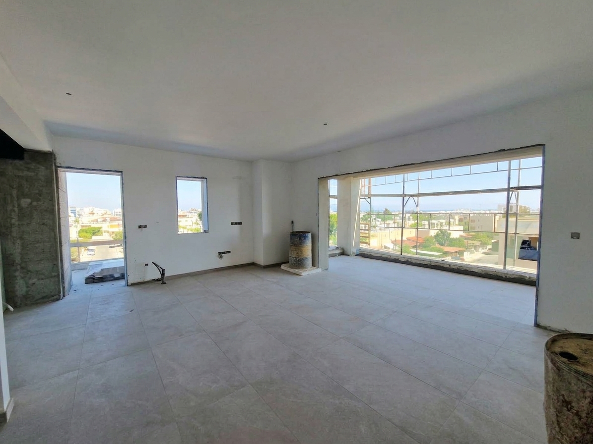 2 bedrooms Penthouse in Zakaki, Limassol, Cyprus No. 61652