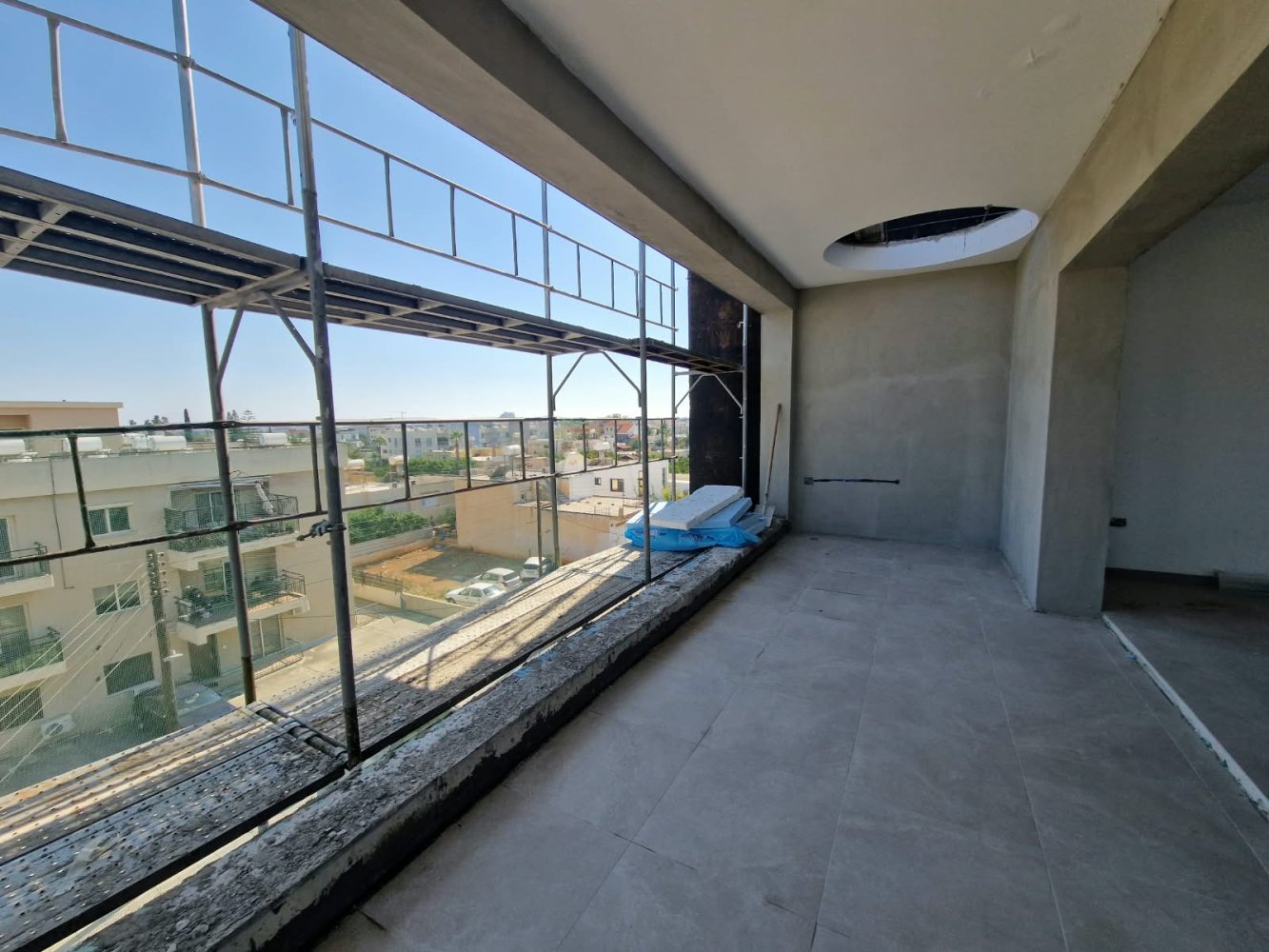 2 bedrooms Penthouse in Zakaki, Limassol, Cyprus No. 61652