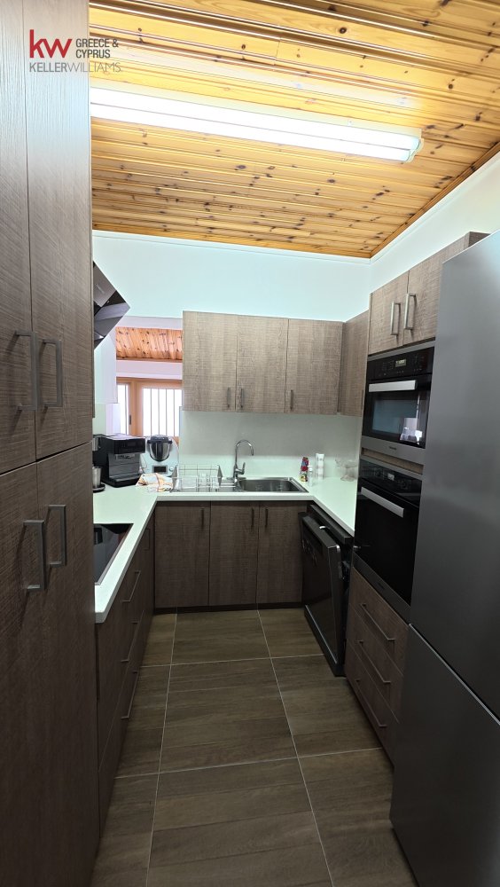 3 bedrooms Villa in Pano Platres, Limassol, Cyprus No. 39935