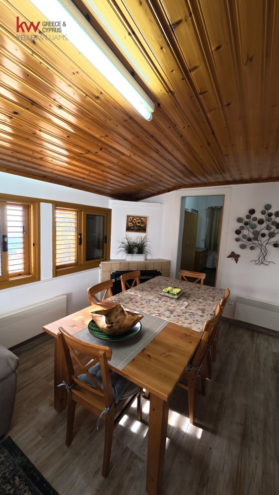 3 bedrooms Villa in Pano Platres, Limassol, Cyprus No. 39935