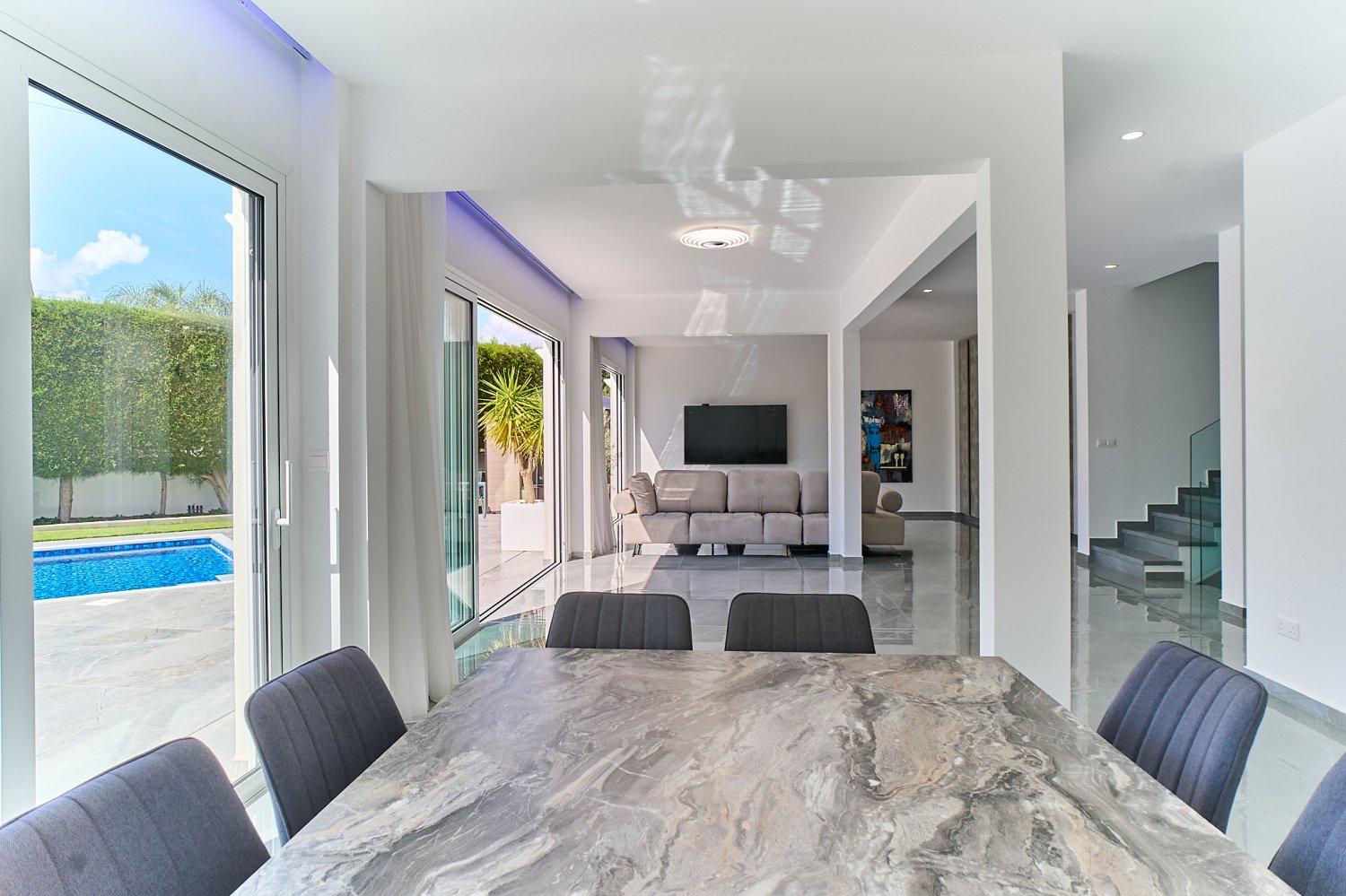 5 bedrooms Villa in Agios Tychonas, Limassol, Cyprus No. 62483