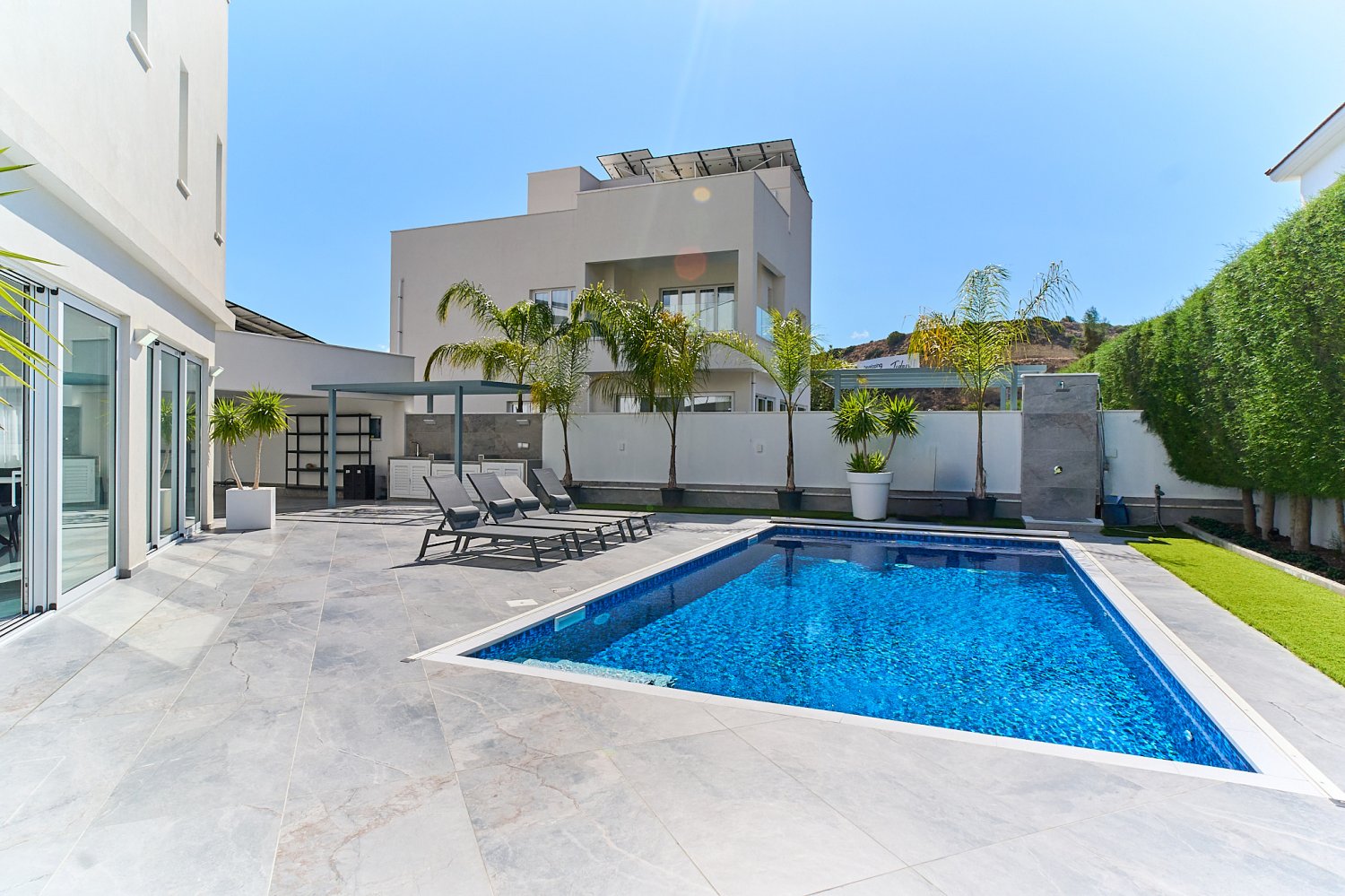 5 bedrooms Villa in Agios Tychonas, Limassol, Cyprus No. 62483