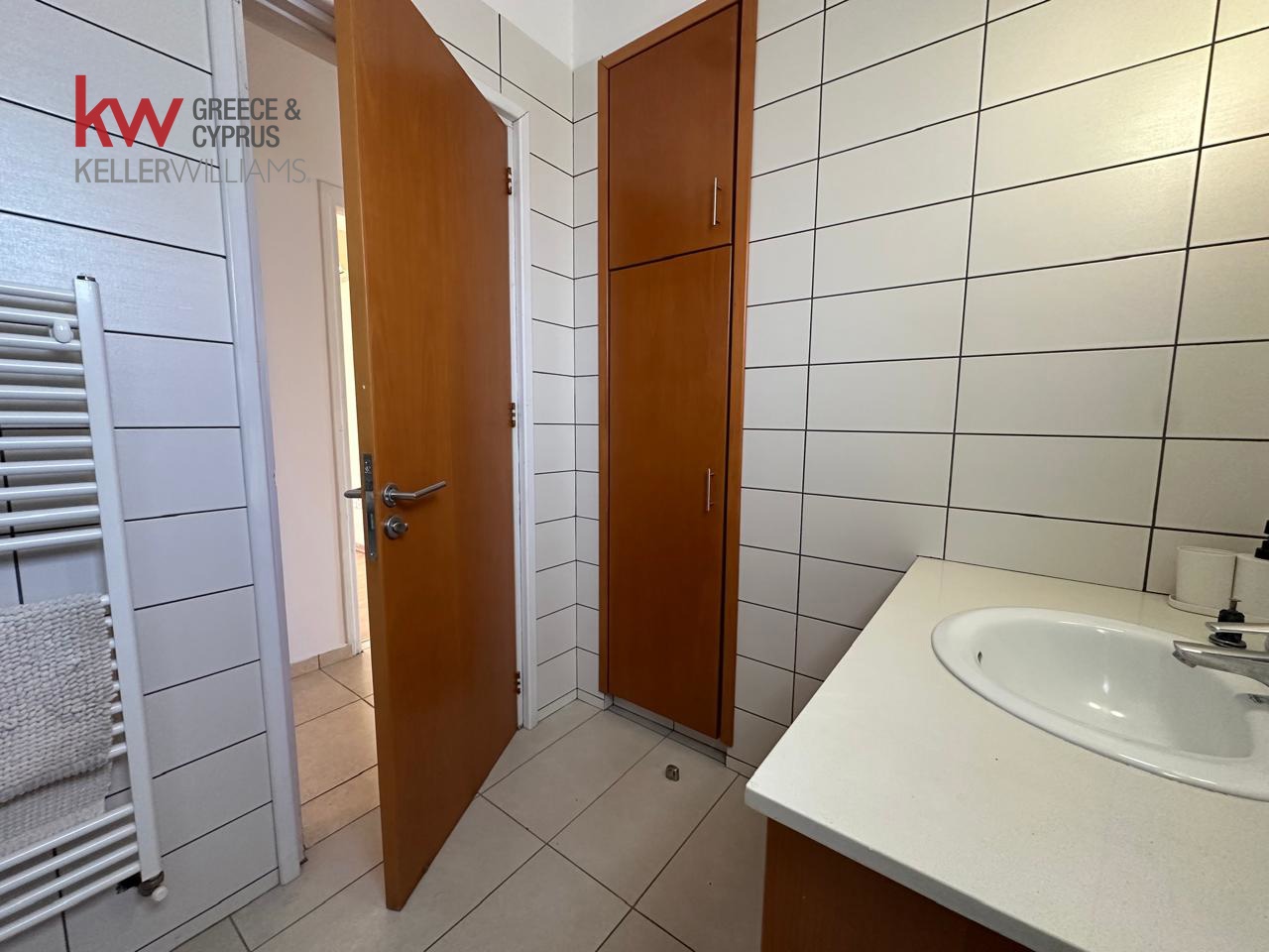 Квартира с 3 спальнями в Строволос, Никосия, Кипр № 51253