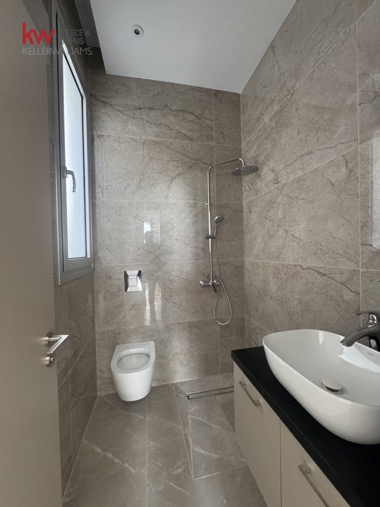 Квартира с 2 спальнями в Ларнака, Кипр № 39594