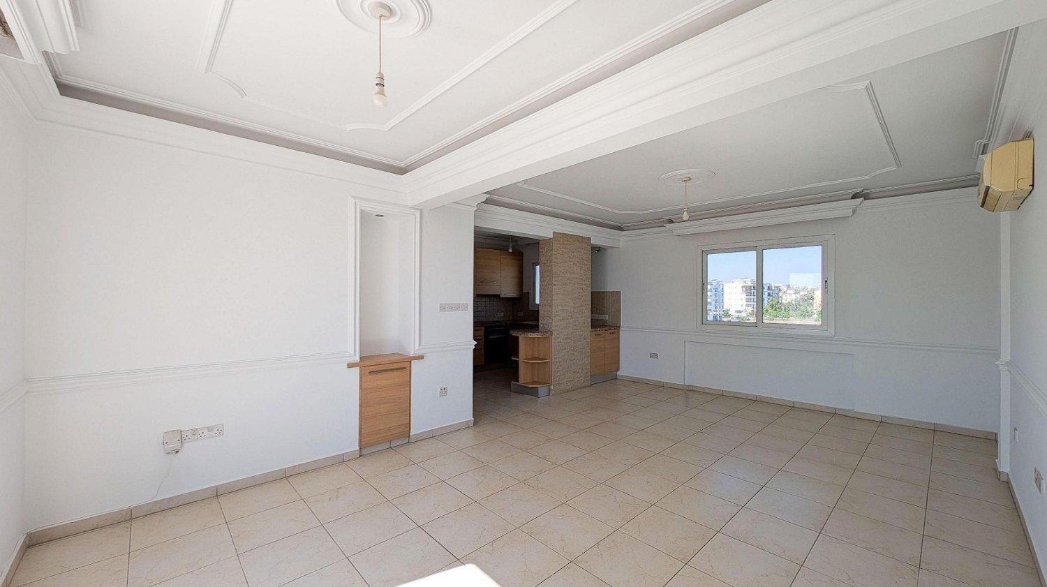 2 bedrooms Apartment in Larnaca, Larnaka, Cyprus No. 62577