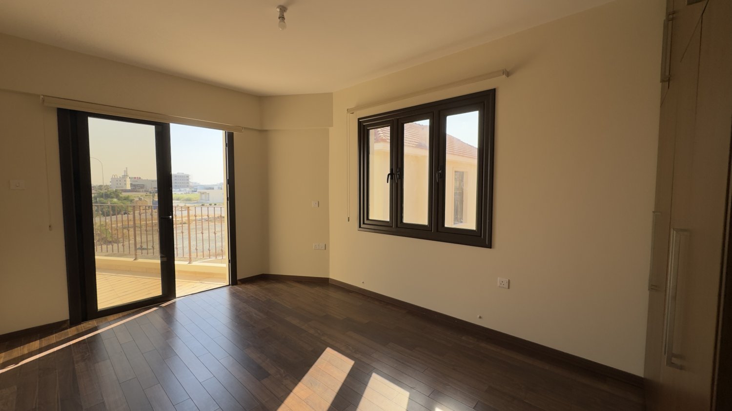 4 bedrooms Villa in Larnaca, Larnaka, Cyprus No. 62388