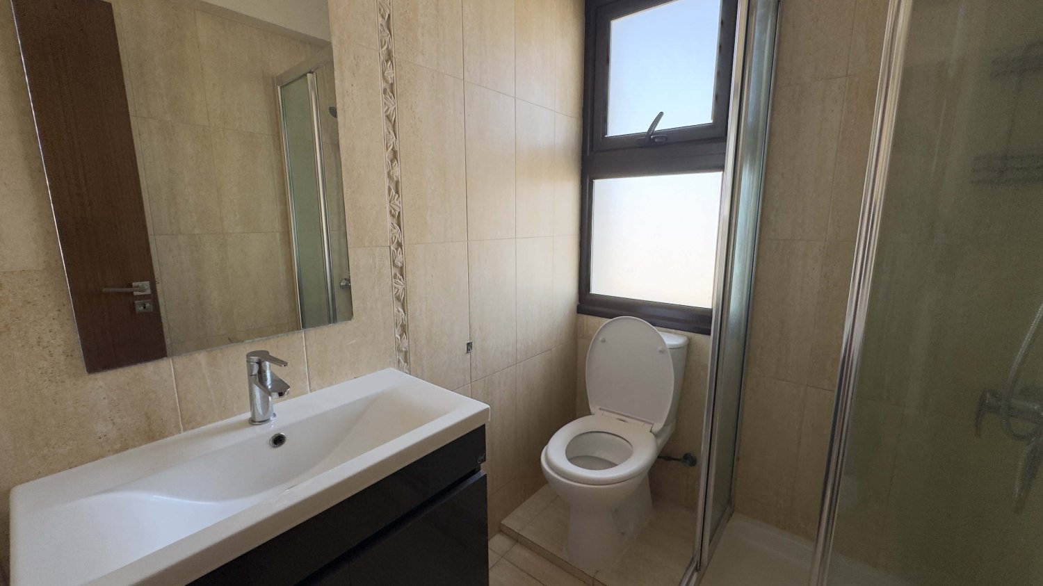 4 bedrooms Villa in Larnaca, Larnaka, Cyprus No. 62388
