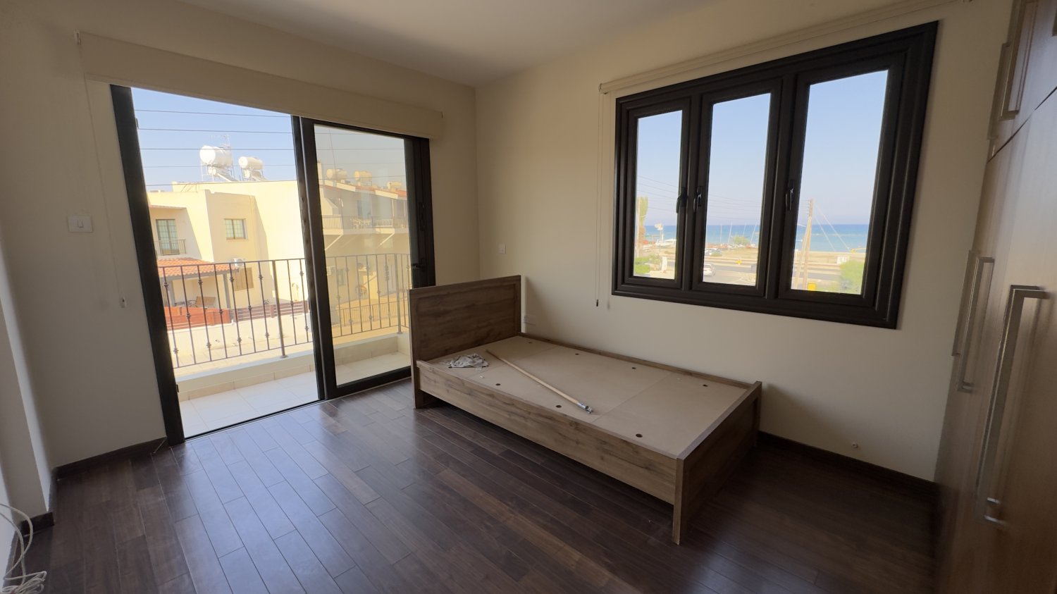4 bedrooms Villa in Larnaca, Larnaka, Cyprus No. 62388