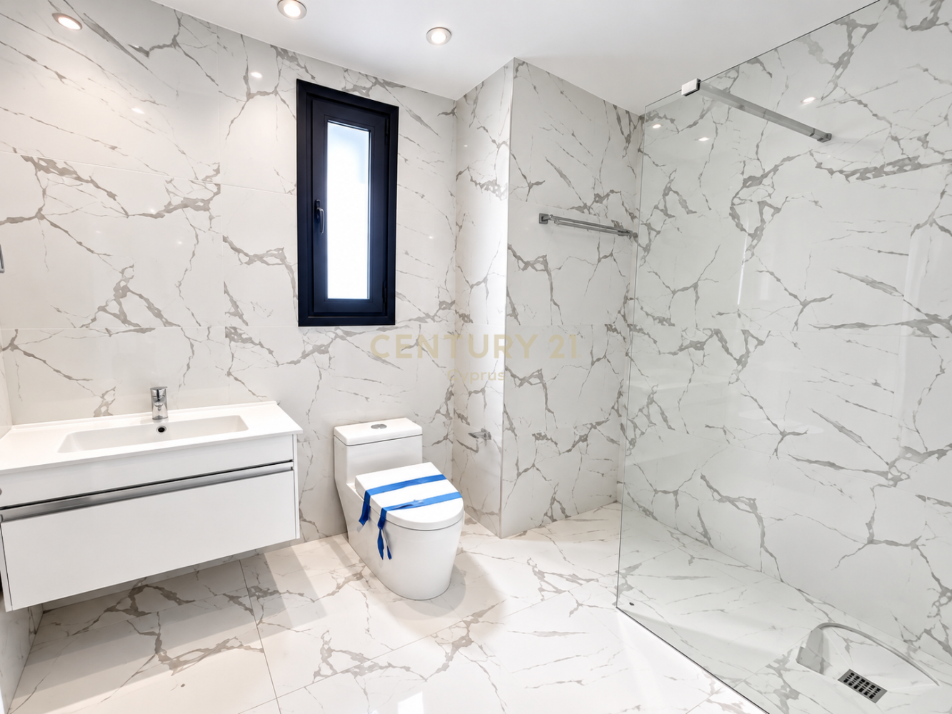 3 dormitorios Apartamento en Germasogeia, Limassol, Chipre No. 65460