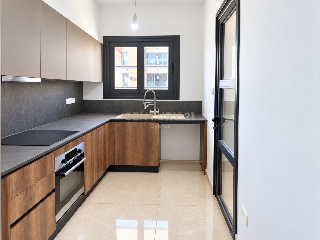 3 dormitorios Apartamento en Germasogeia, Limassol, Chipre No. 65460