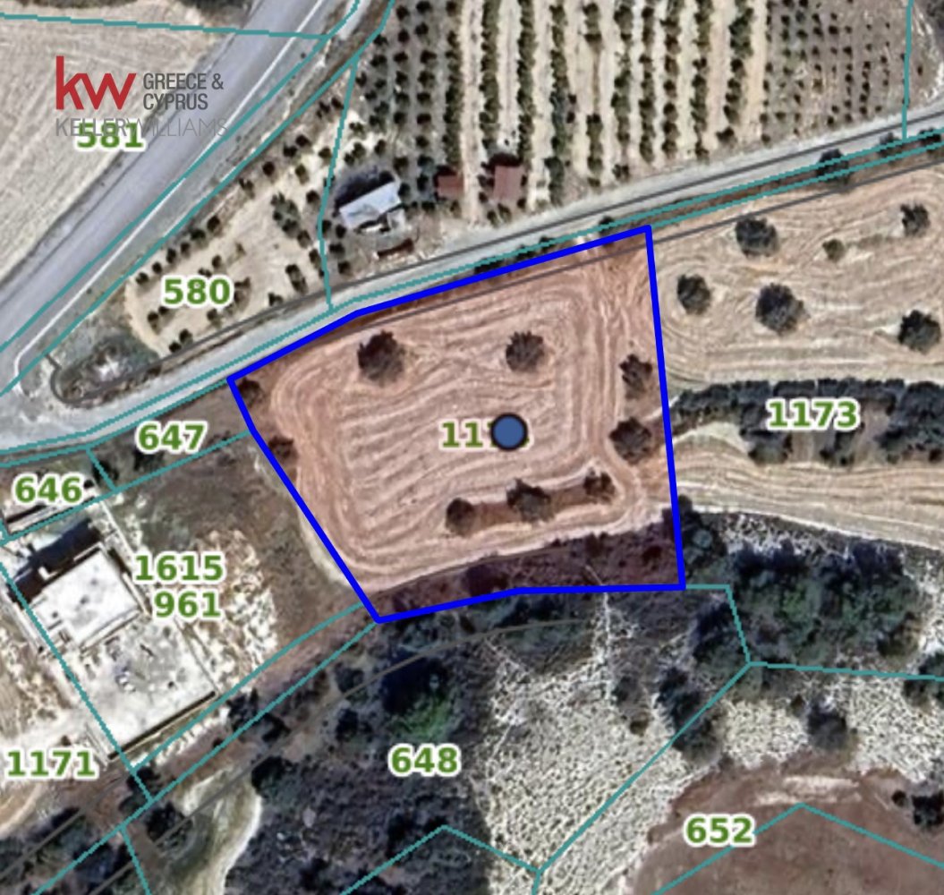 2592m2 Terrain à Anglisides, Larnaka, Chypre No. 56712
