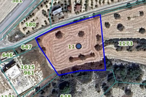 2592m2 Terrain à Anglisides, Larnaka, Chypre No. 56712