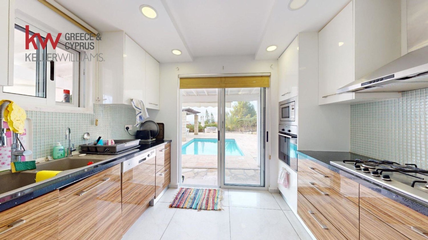 6 chambres Villa à Tala, Paphos, Chypre No. 61007