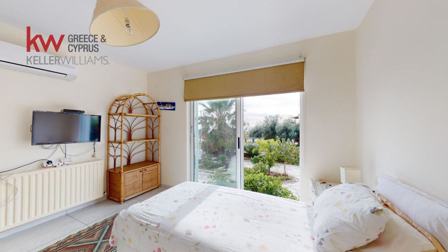 6 chambres Villa à Tala, Paphos, Chypre No. 61007