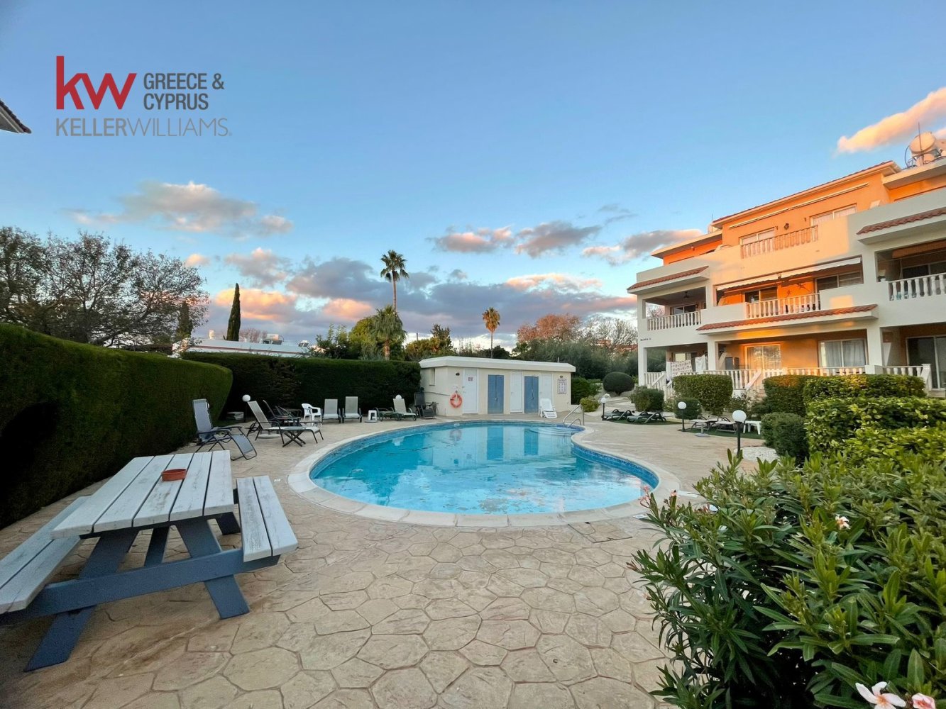 3 bedrooms Apartment in Kissonerga, Paphos, Cyprus No. 61889