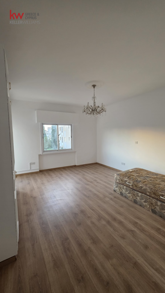 Офис с 9 комнатами в Никосия, Кипр № 51809
