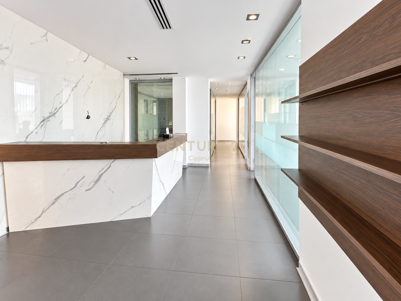 240m2 Oficina en Limassol, Chipre No. 58893