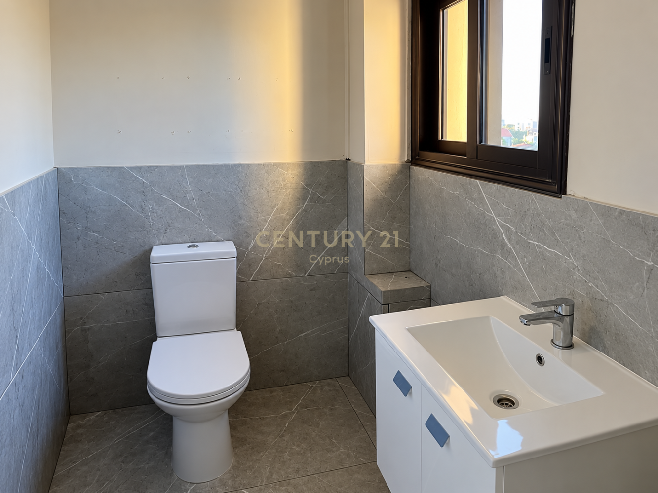 200m2 Oficina en Limassol, Chipre No. 58853