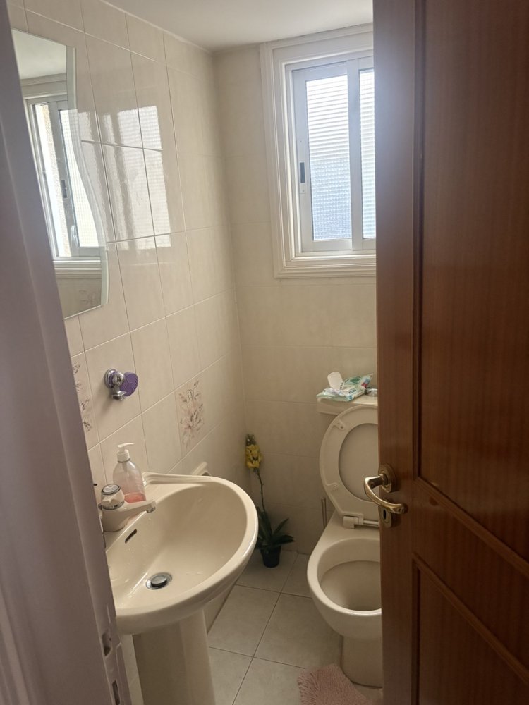 3 dormitorios Apartamento en Larnaca, Larnaka, Chipre No. 61400
