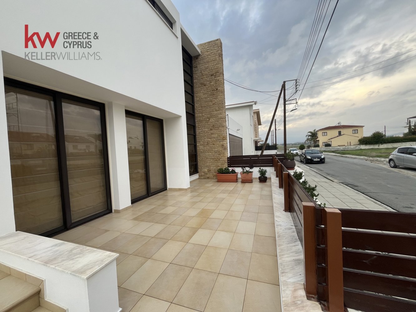 4 bedrooms Villa in Larnaca, Larnaka, Cyprus No. 40493