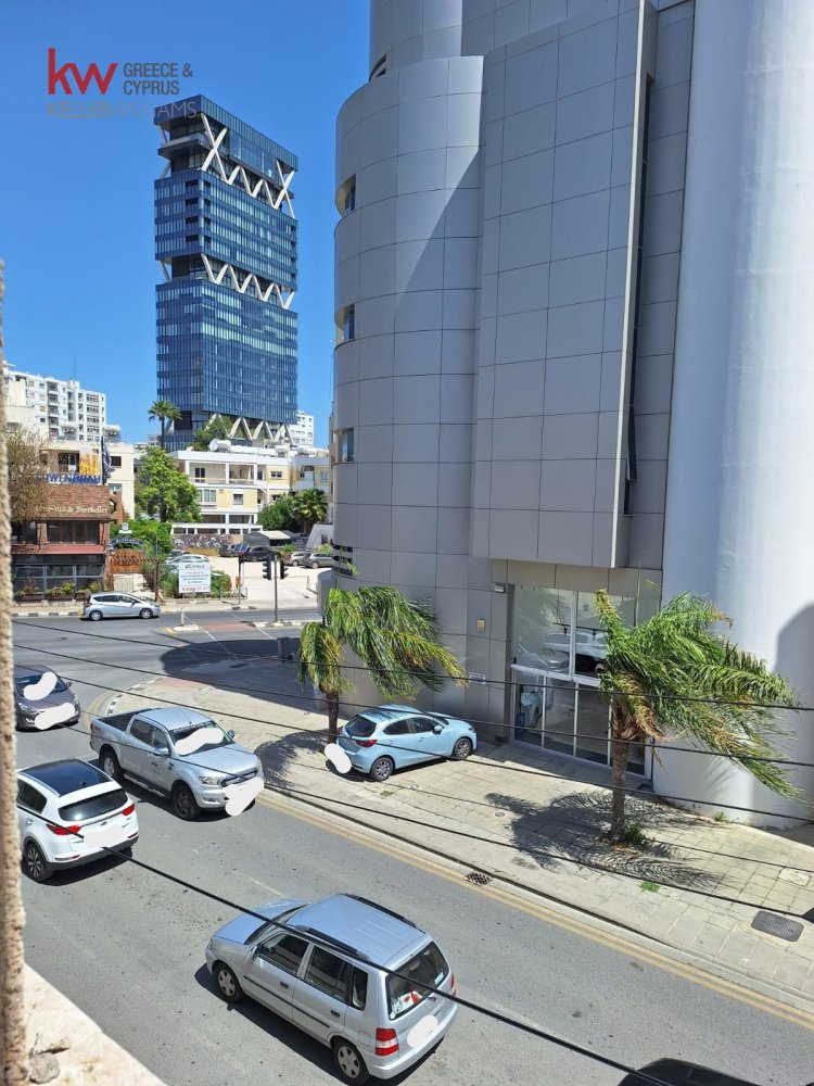 554m2 Office in Nicosia, Cyprus No. 40400