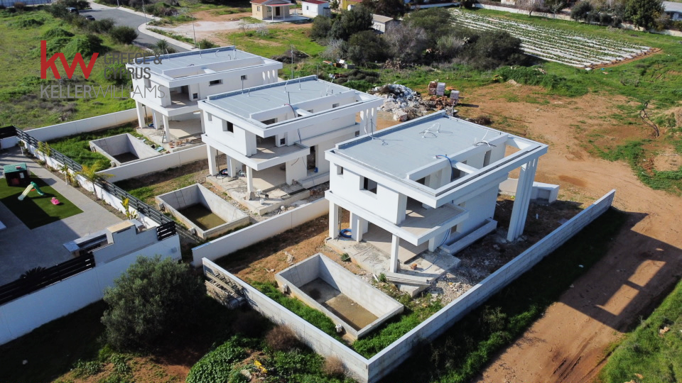 4 bedrooms Villa in Paralimni, Ammochostos, Cyprus No. 40599