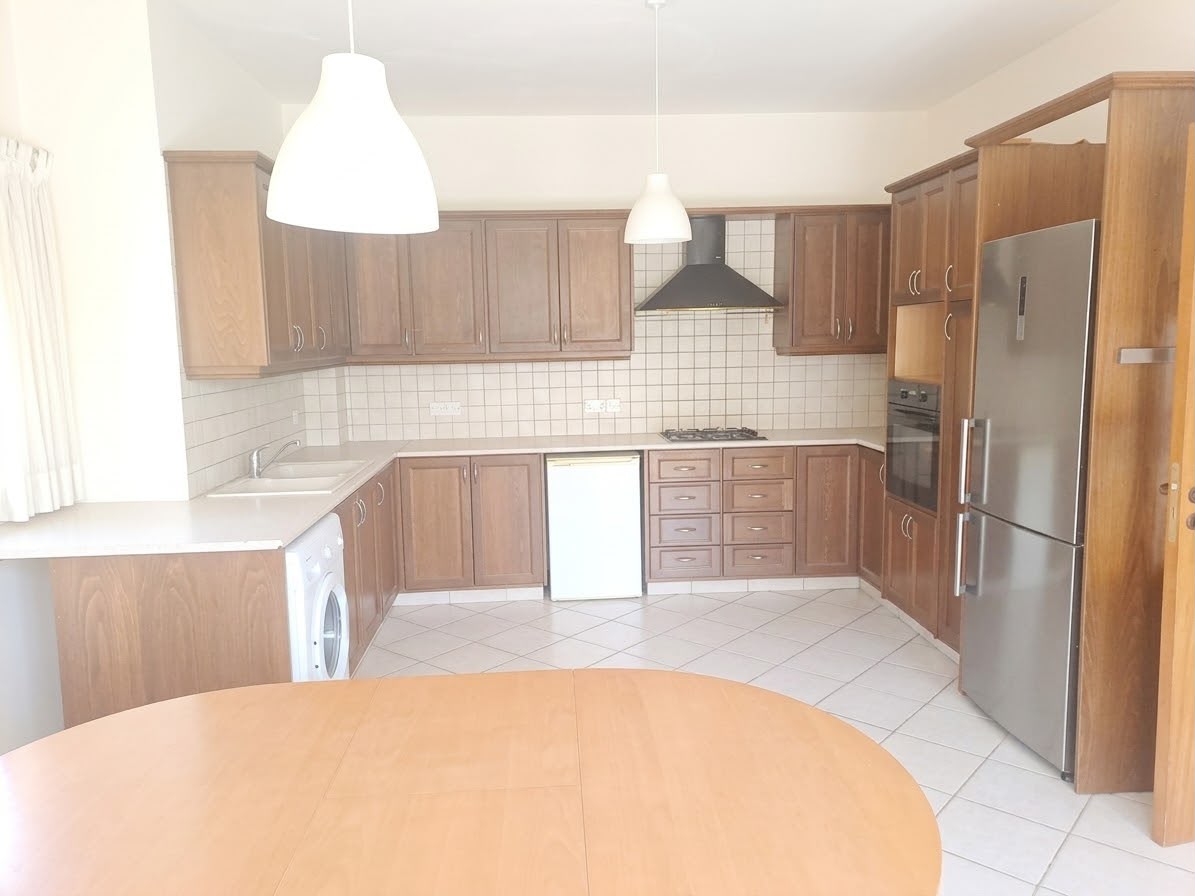 4 bedrooms Villa in Aradippou, Larnaka, Cyprus No. 61552