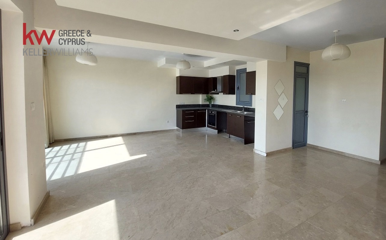 2 bedrooms Duplex in Larnaca, Larnaka, Cyprus No. 39488