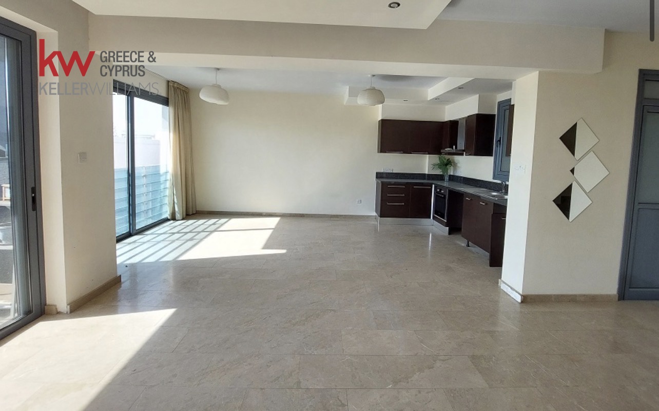 2 bedrooms Duplex in Larnaca, Larnaka, Cyprus No. 39488