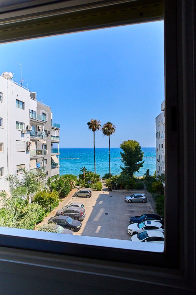 2 bedrooms Apartment in Germasogeia, Limassol, Cyprus No. 62425