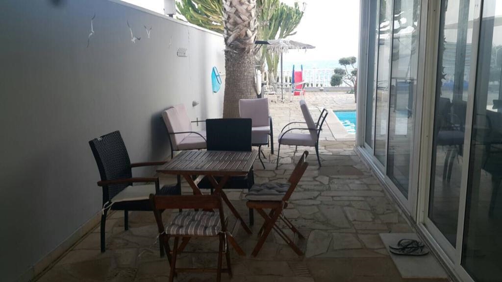 4 bedrooms Villa in Zygi, Larnaka, Cyprus No. 39564