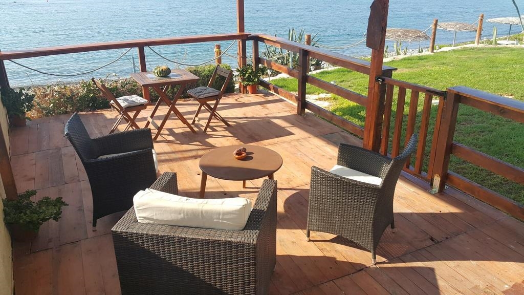 4 bedrooms Villa in Zygi, Larnaka, Cyprus No. 39564