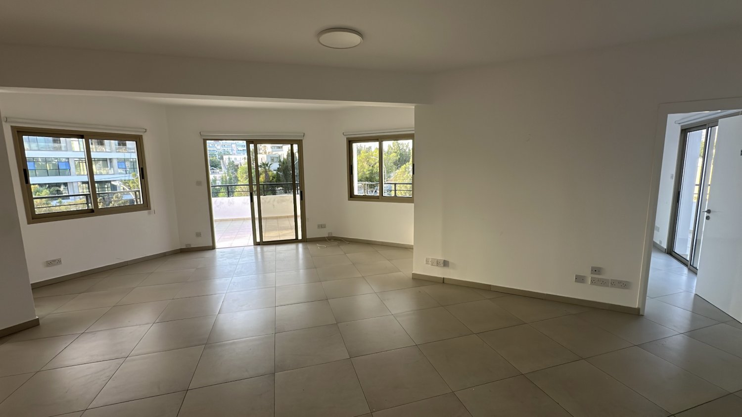 3 dormitorios Apartamento en Paphos, Chipre No. 60872