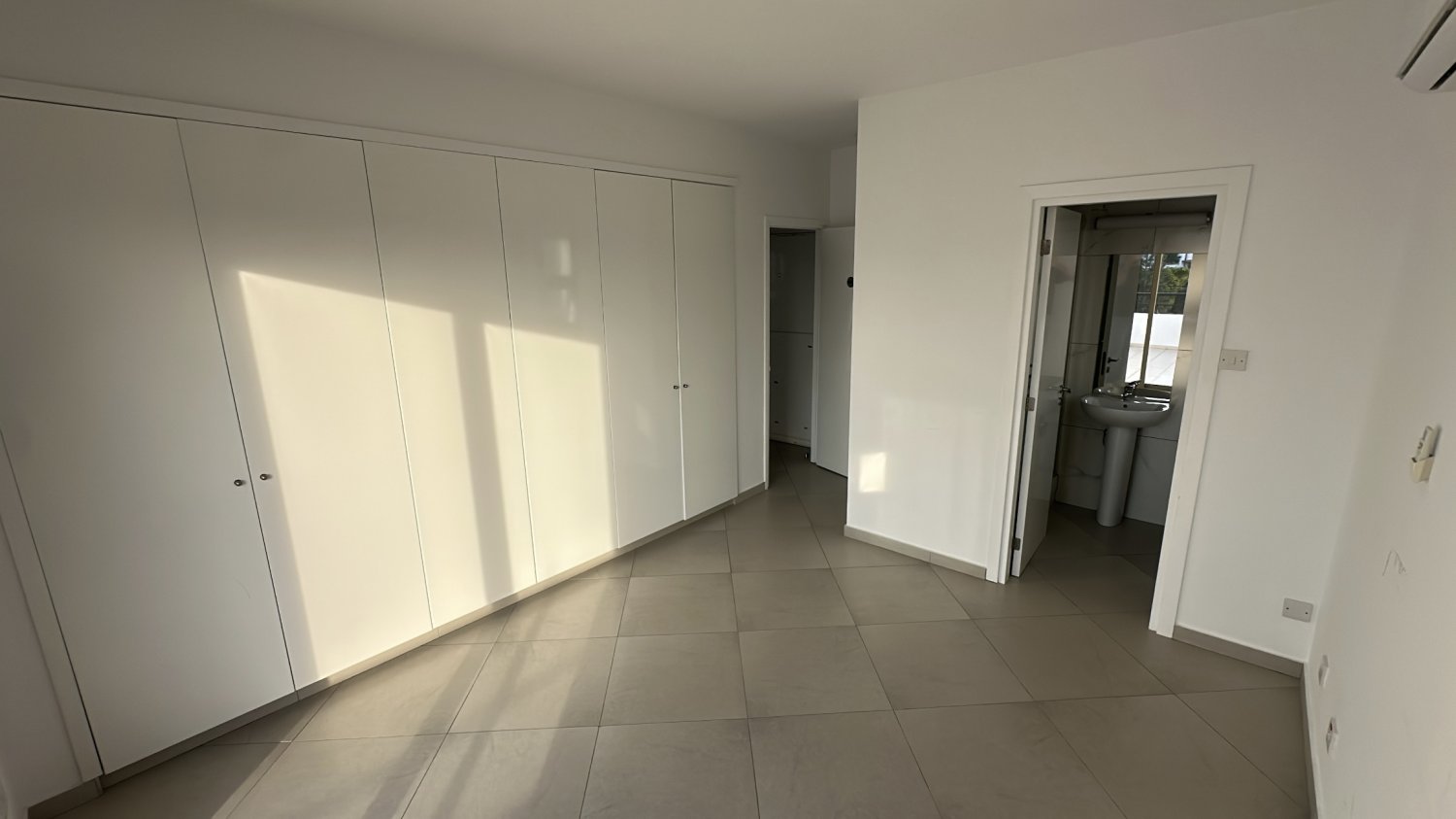 3 dormitorios Apartamento en Paphos, Chipre No. 60872