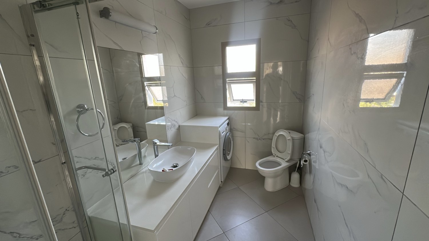 3 dormitorios Apartamento en Paphos, Chipre No. 60872