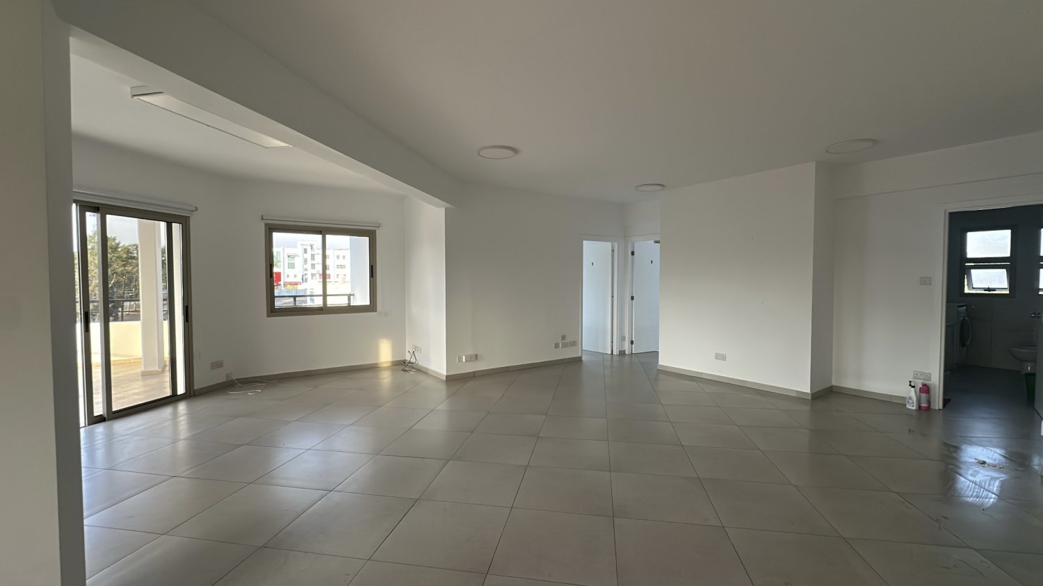 3 dormitorios Apartamento en Paphos, Chipre No. 60872
